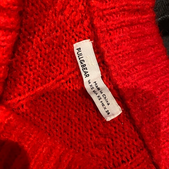 Red knit sweater, PULL&BEAR, semi new - Picture 3 of 3